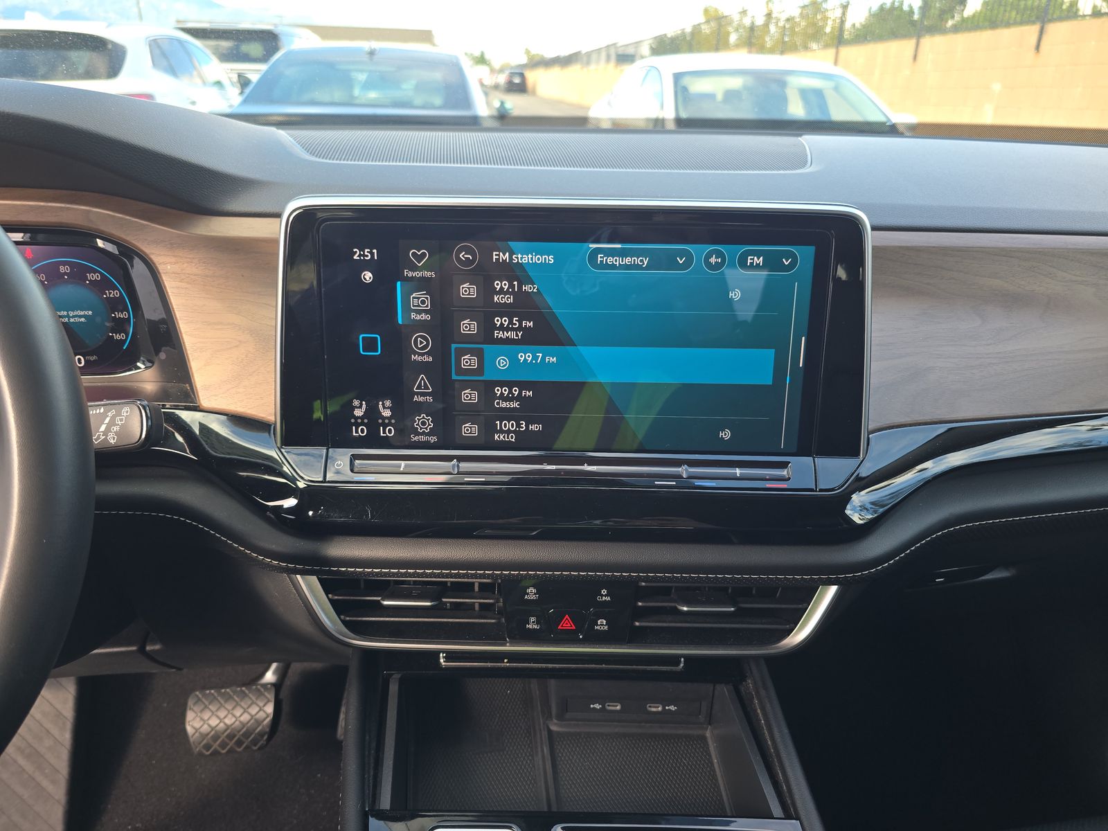 2024 Volkswagen Atlas 2.0T SE AWD