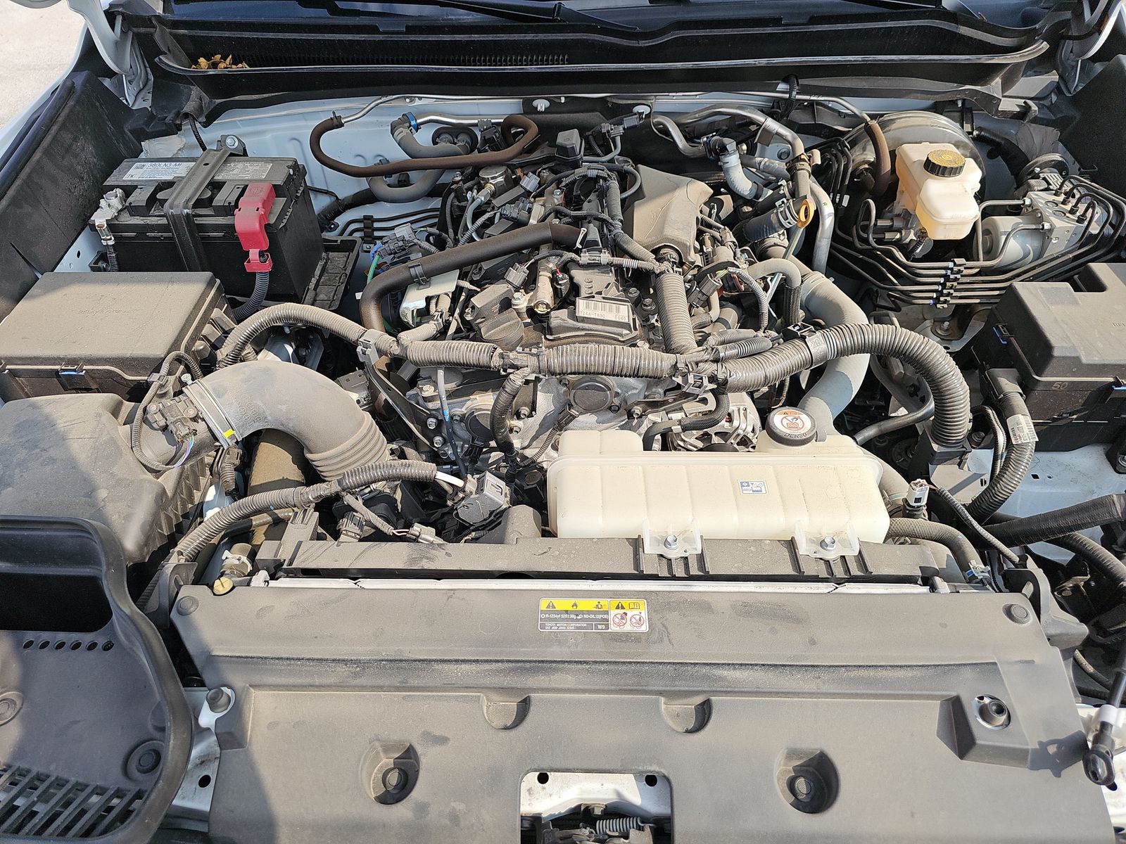 2024 Toyota Tacoma SR5 AWD