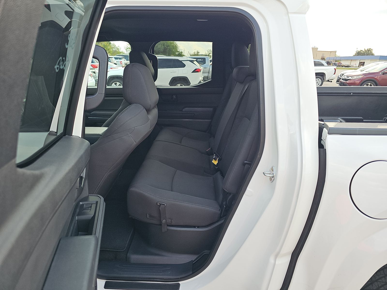 2024 Toyota Tacoma SR5 AWD