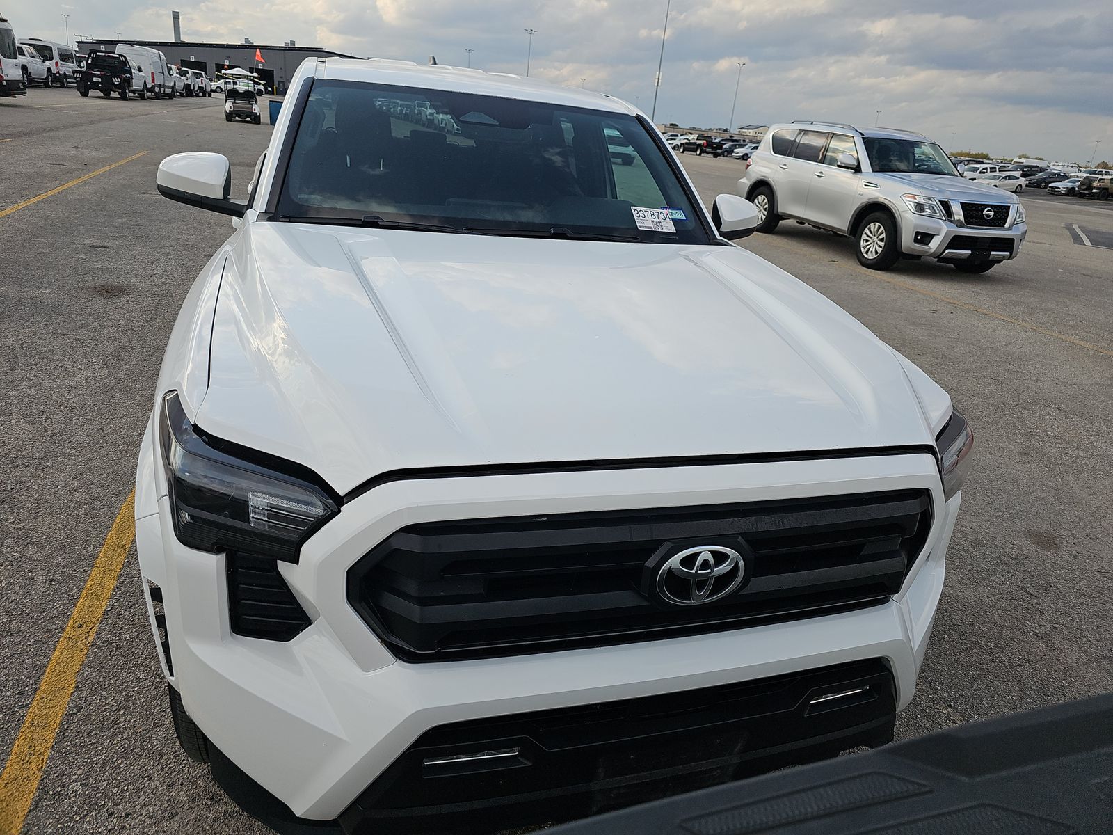 2024 Toyota Tacoma SR5 AWD