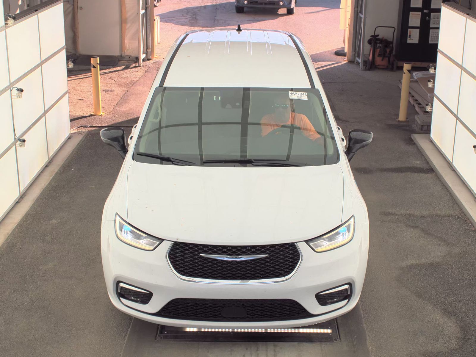 2024 Chrysler Pacifica Hybrid Select FWD