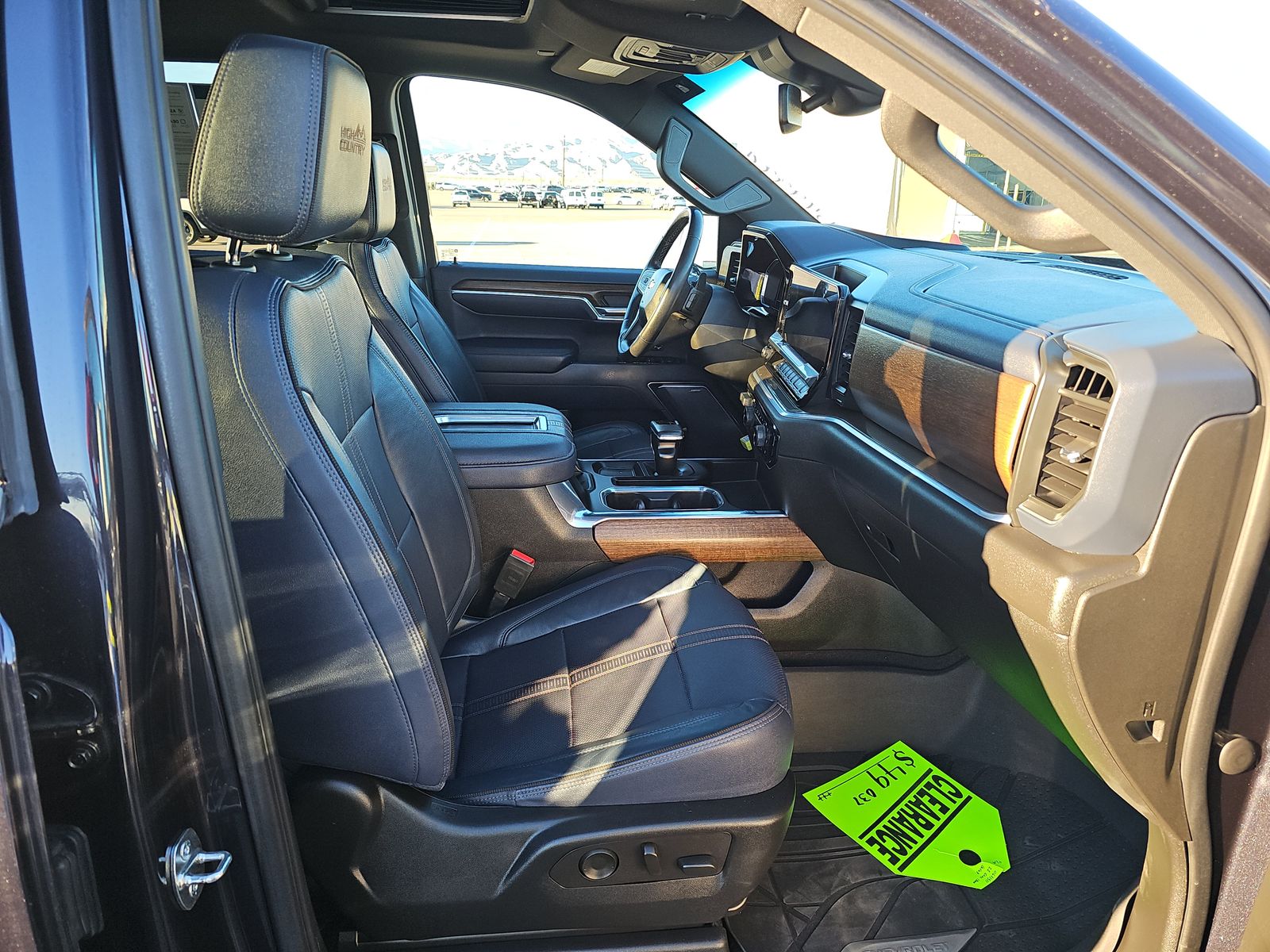 2022 Chevrolet Silverado 1500 High Country AWD