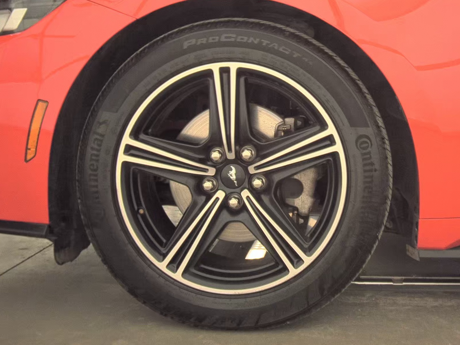 2024 Ford Mustang EcoBoost RWD