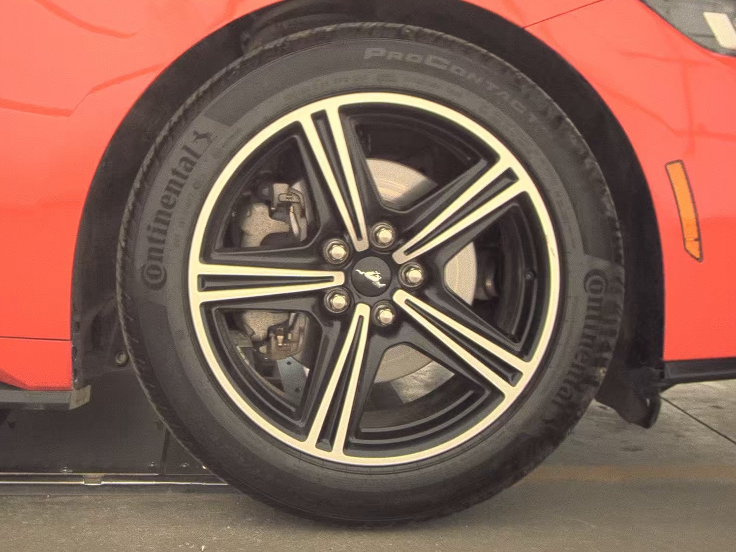 2024 Ford Mustang EcoBoost RWD