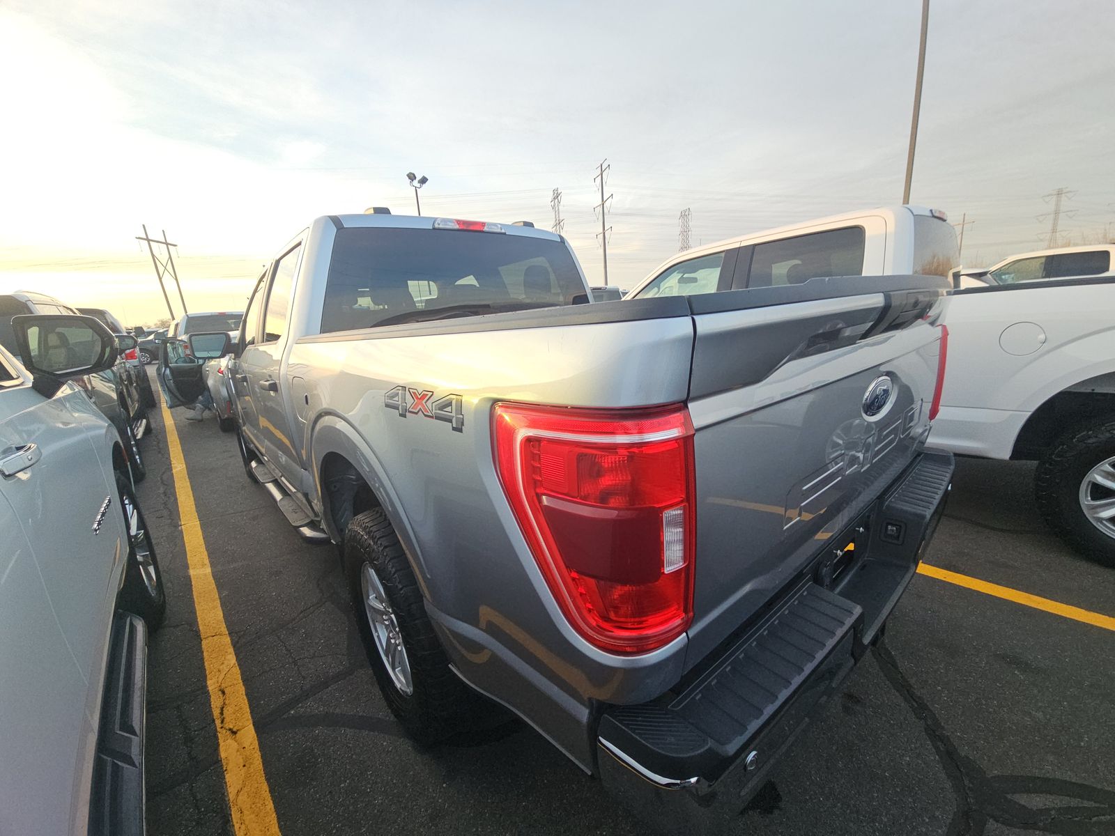 2022 Ford F-150 XLT AWD