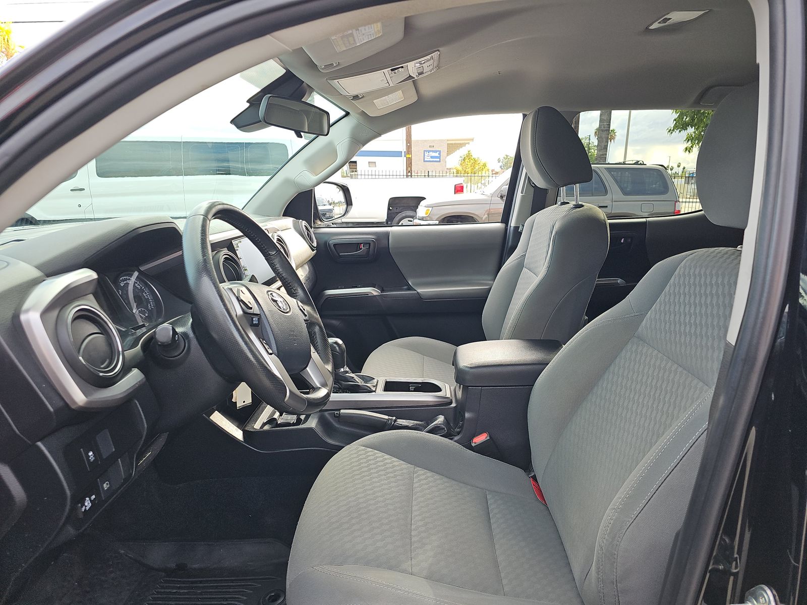 2020 Toyota Tacoma SR5 RWD