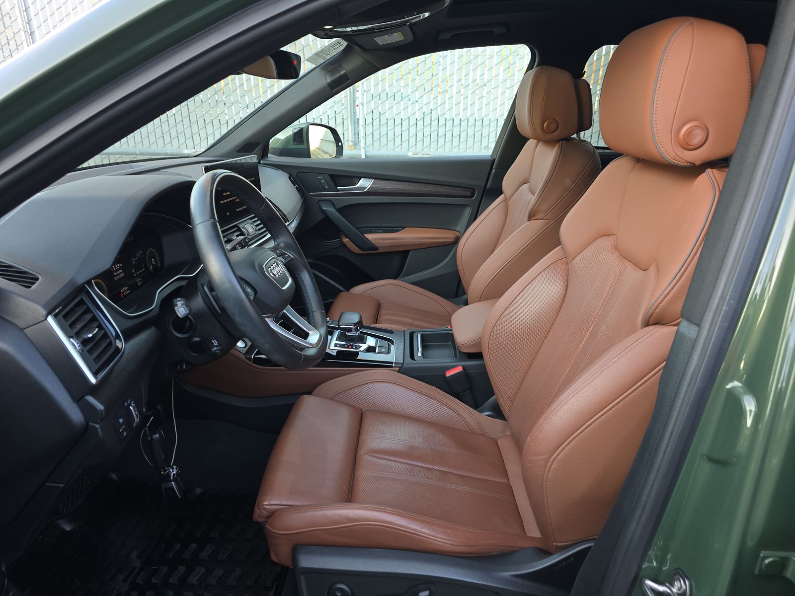 2022 Audi Q5 e Plug-In Hybrid S line Premium Plus AWD