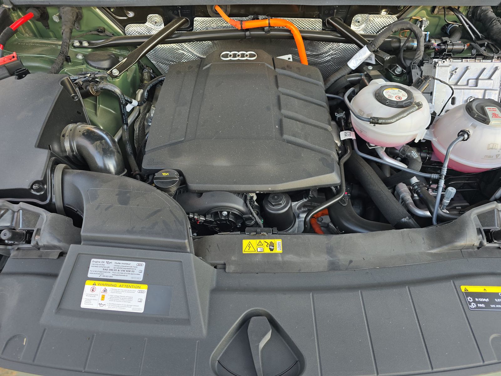 2022 Audi Q5 e Plug-In Hybrid S line Premium Plus AWD