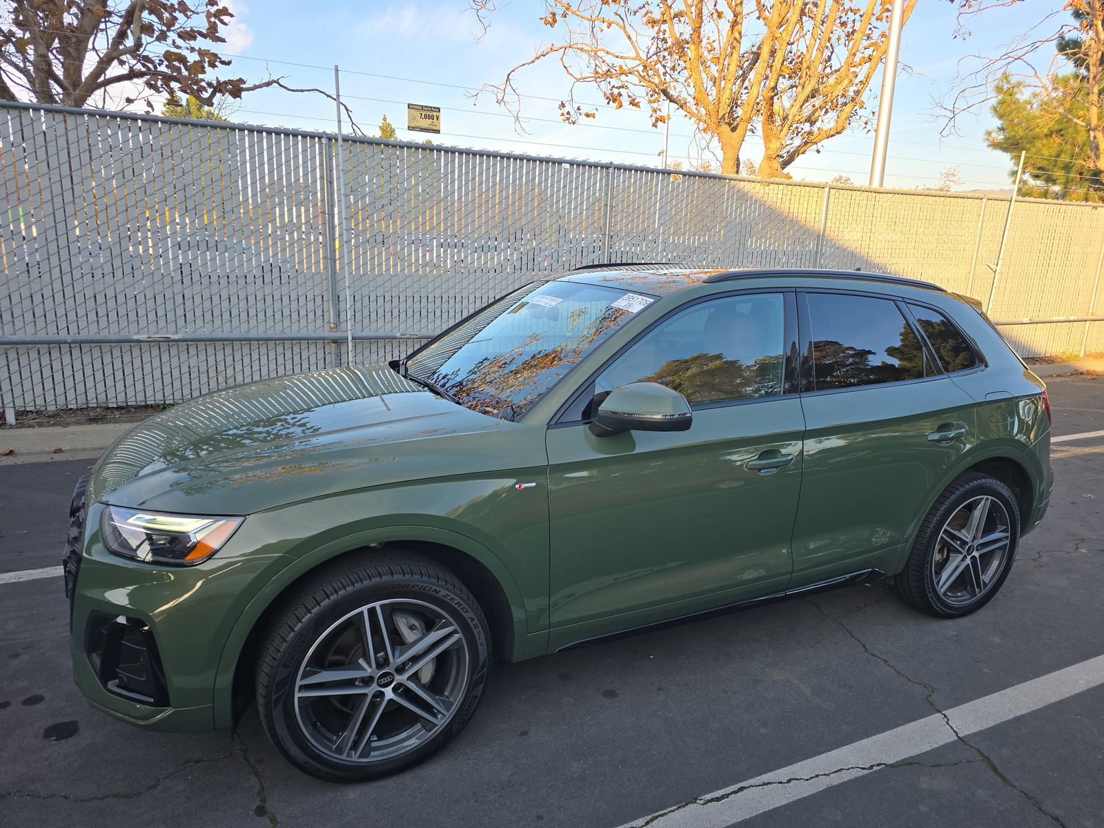 2022 Audi Q5 e Plug-In Hybrid S line Premium Plus AWD