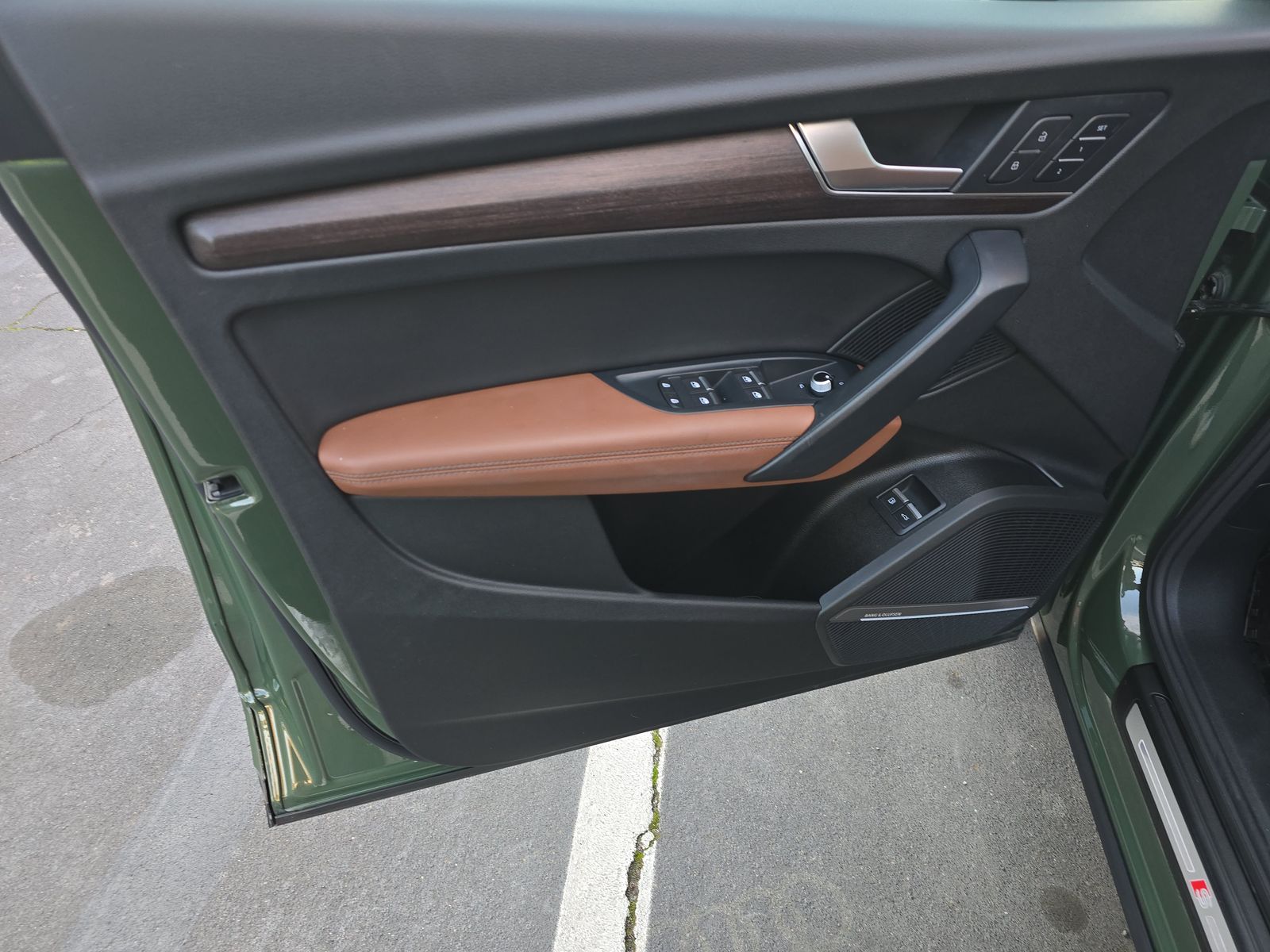 2022 Audi Q5 e Plug-In Hybrid S line Premium Plus AWD