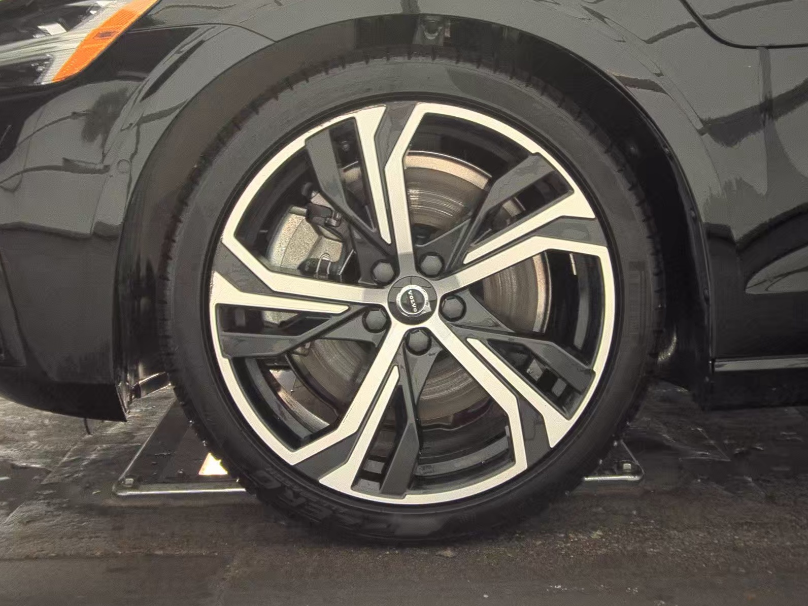 2023 Volvo S60 Recharge T8 Plus AWD