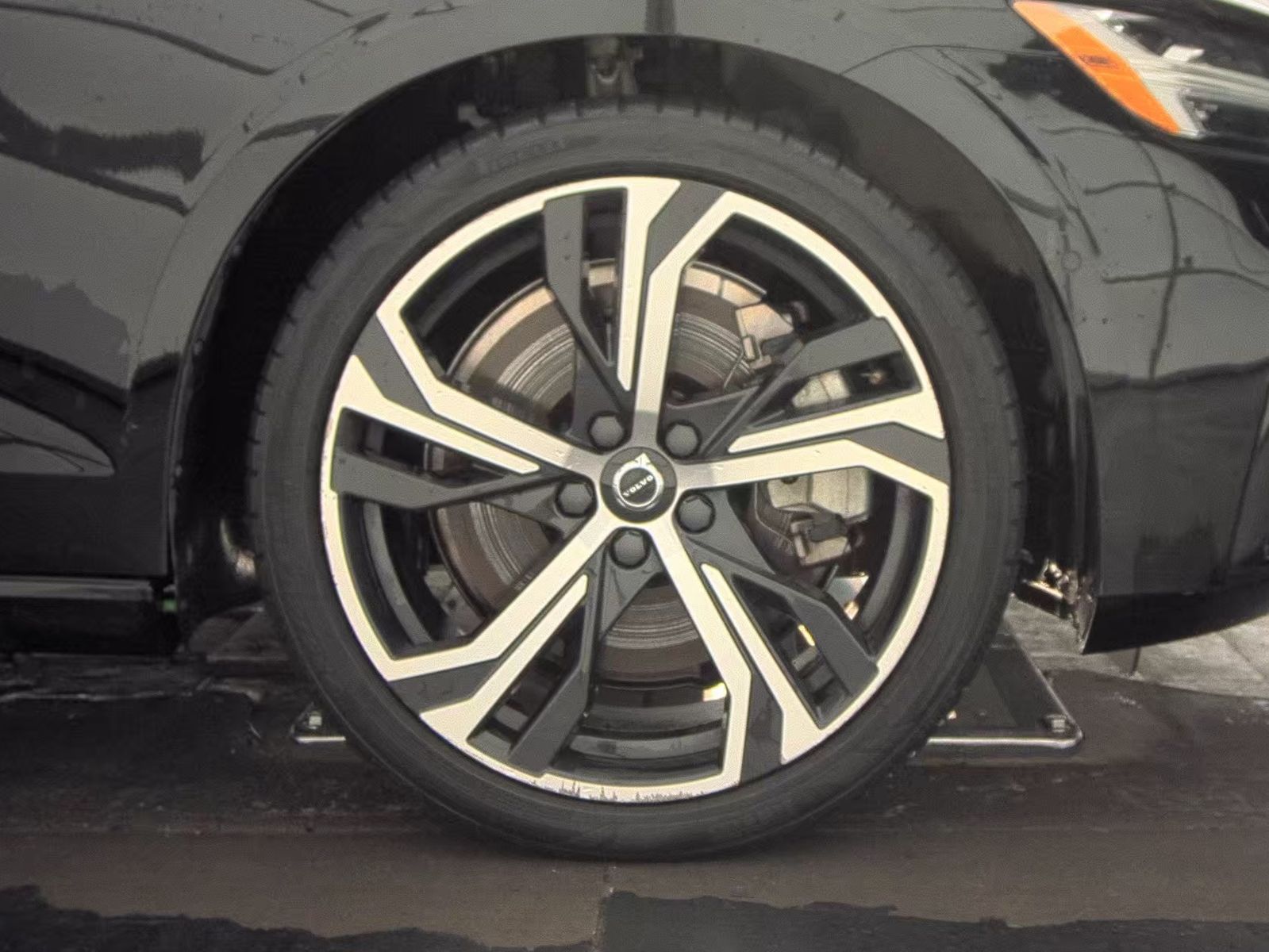 2023 Volvo S60 Recharge T8 Plus AWD