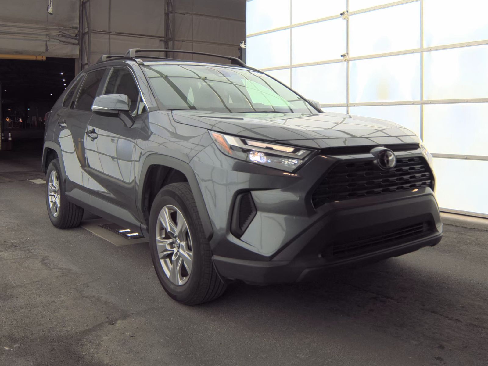 2023 Toyota RAV4 XLE FWD