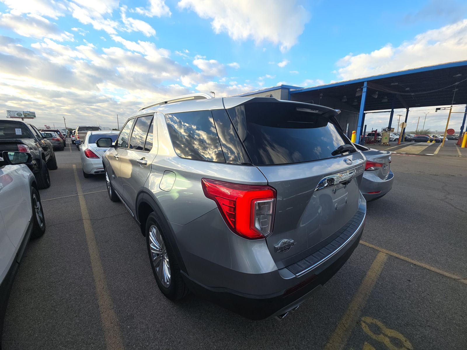 2022 Ford Explorer King Ranch AWD