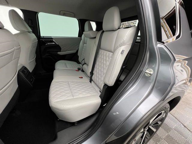 2022 Mitsubishi Outlander SEL AWD