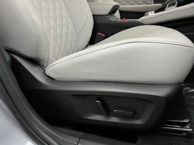 2022 Mitsubishi Outlander SEL AWD