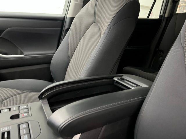 2024 Toyota Highlander LE AWD