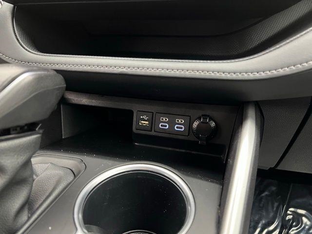 2024 Toyota Highlander LE AWD