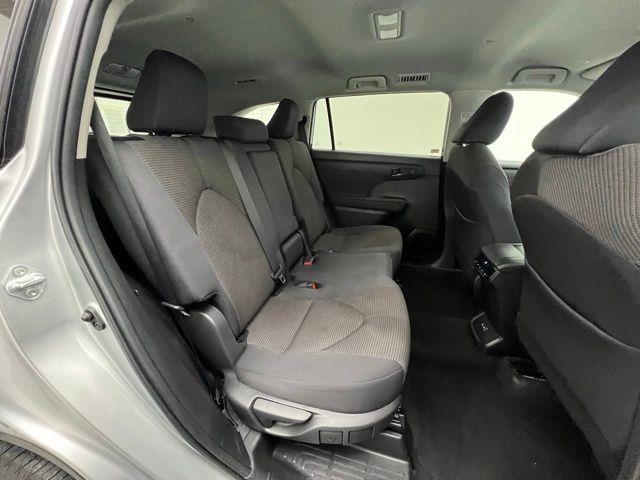 2024 Toyota Highlander LE AWD