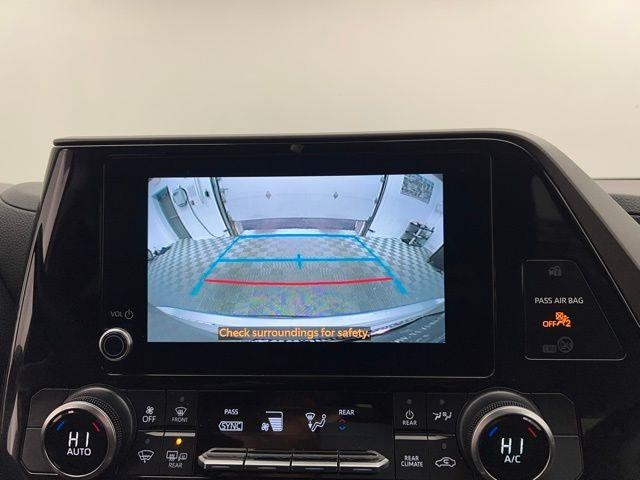 2024 Toyota Highlander LE AWD