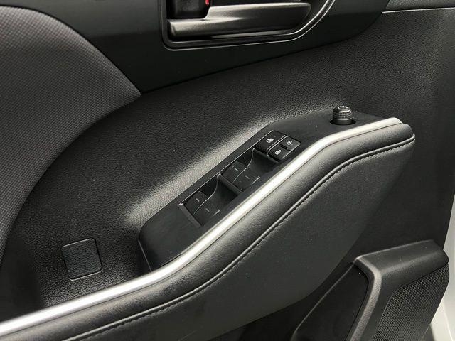 2024 Toyota Highlander LE AWD