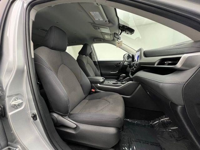 2024 Toyota Highlander LE AWD