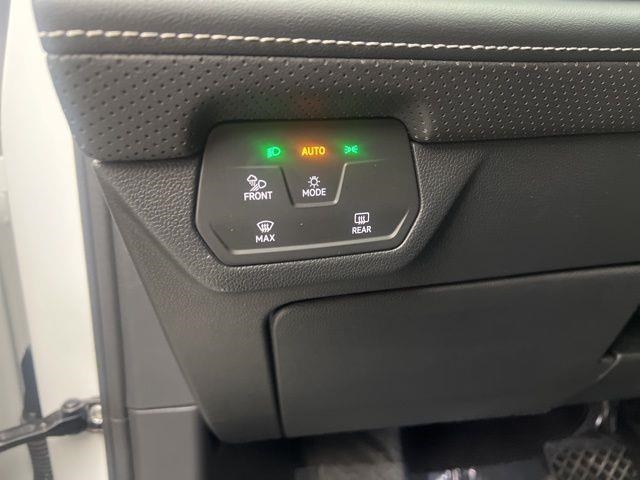 2024 Volkswagen Atlas 2.0T SE AWD