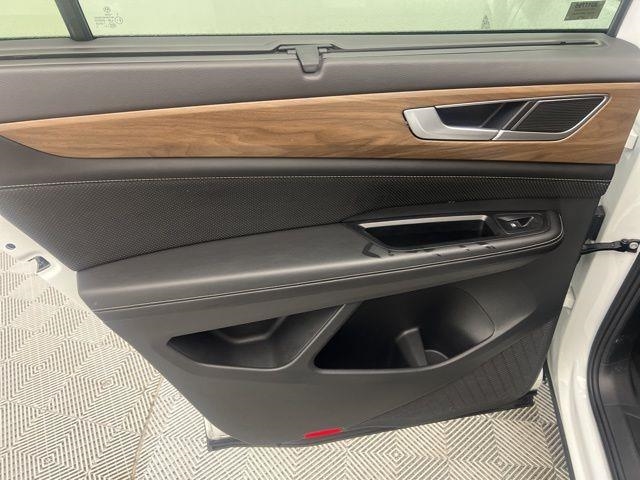 2024 Volkswagen Atlas 2.0T SE AWD