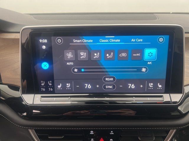 2024 Volkswagen Atlas 2.0T SE AWD