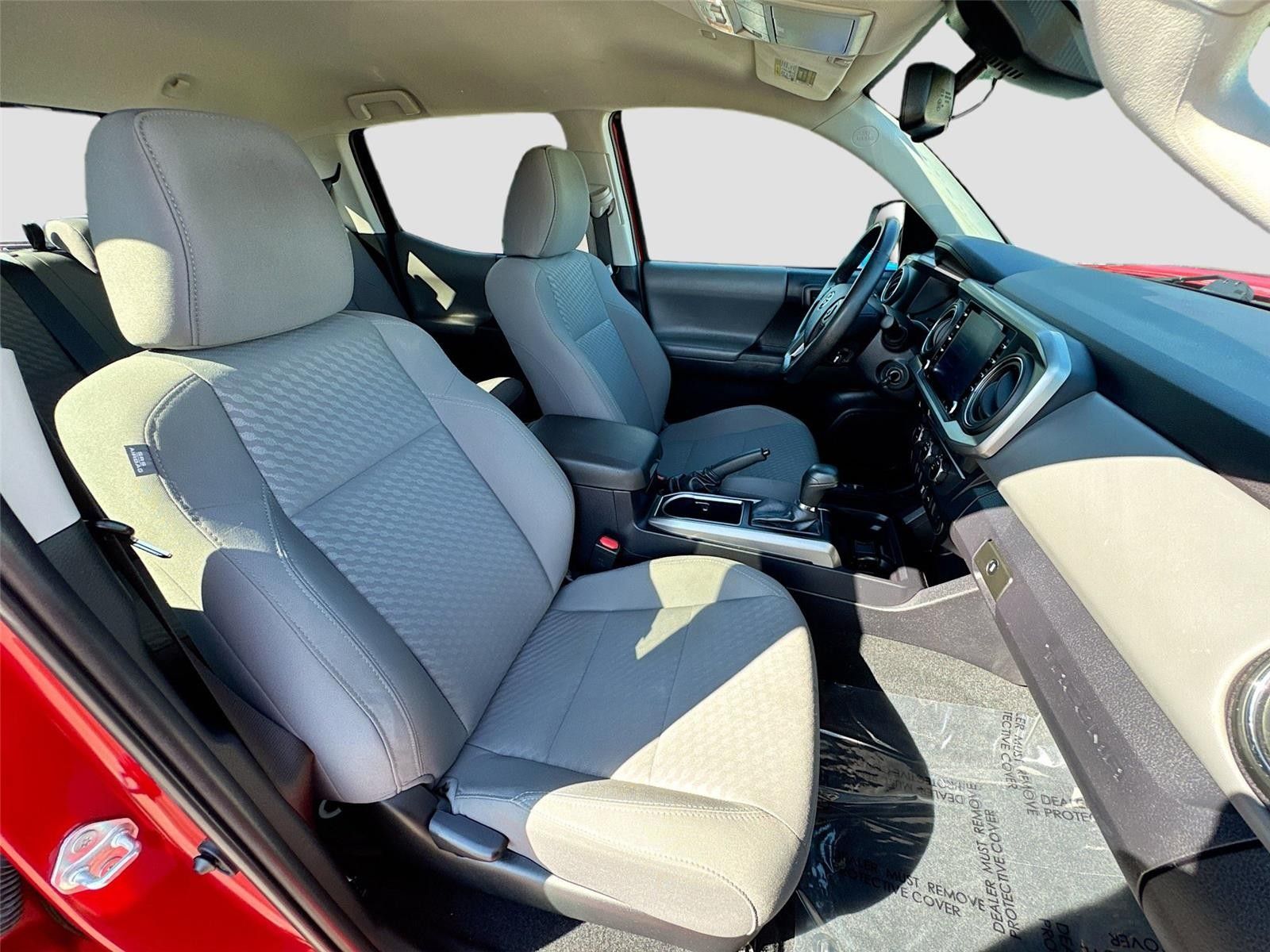 2022 Toyota Tacoma SR5 RWD