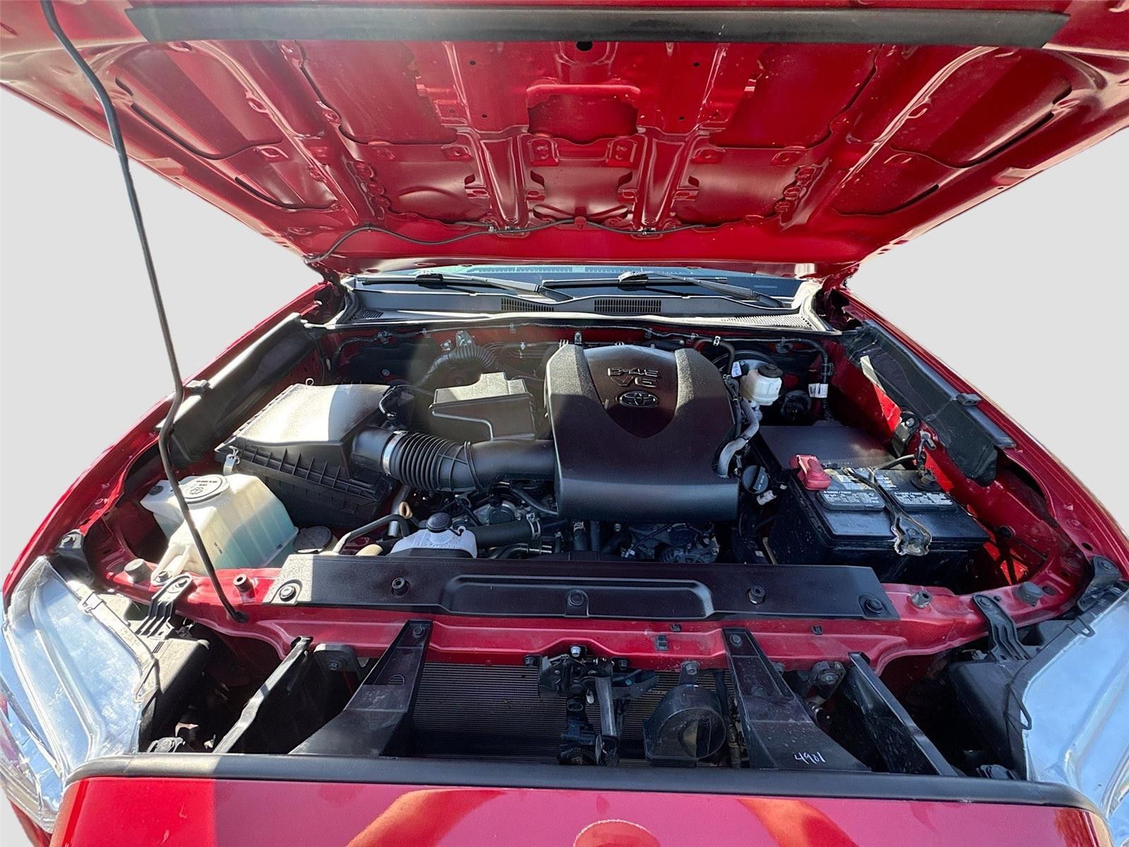 2022 Toyota Tacoma SR5 RWD