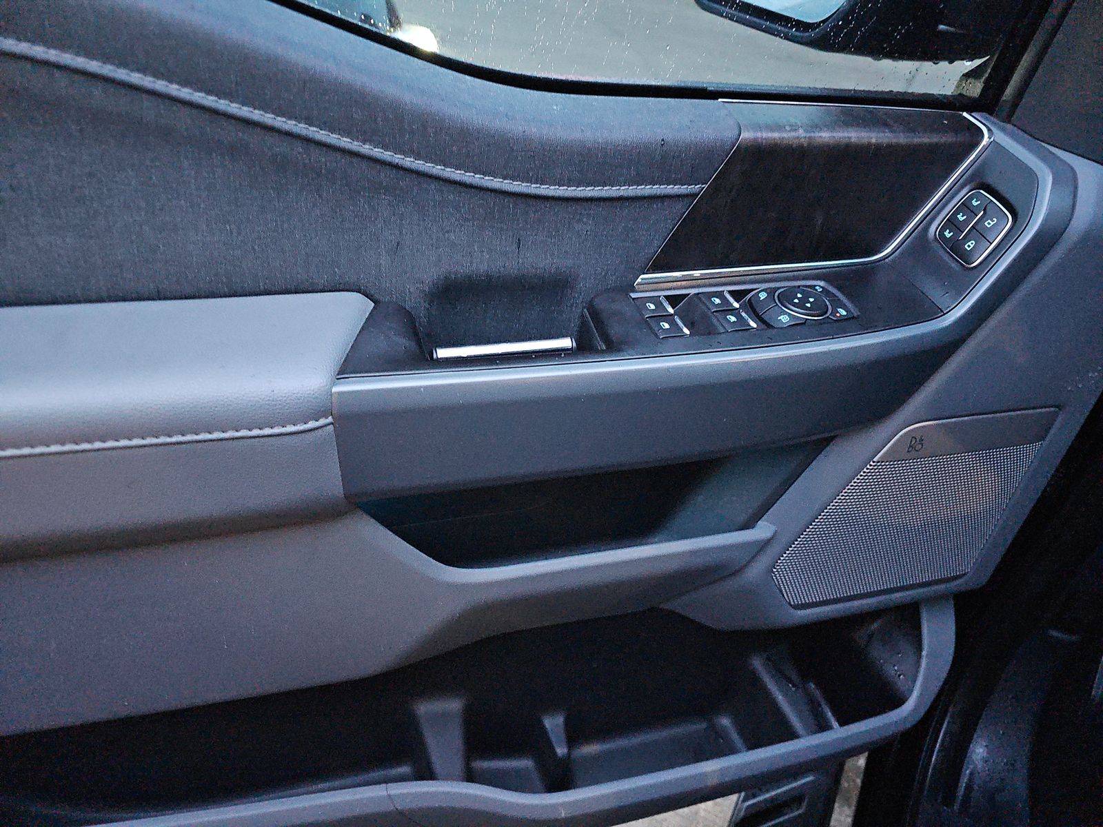 2022 Ford F-150 Lariat AWD