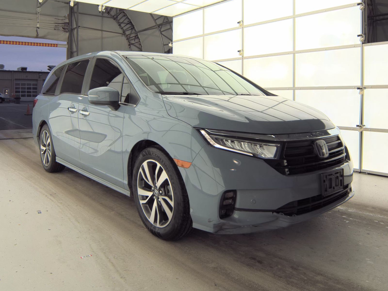 2023 Honda Odyssey Touring FWD