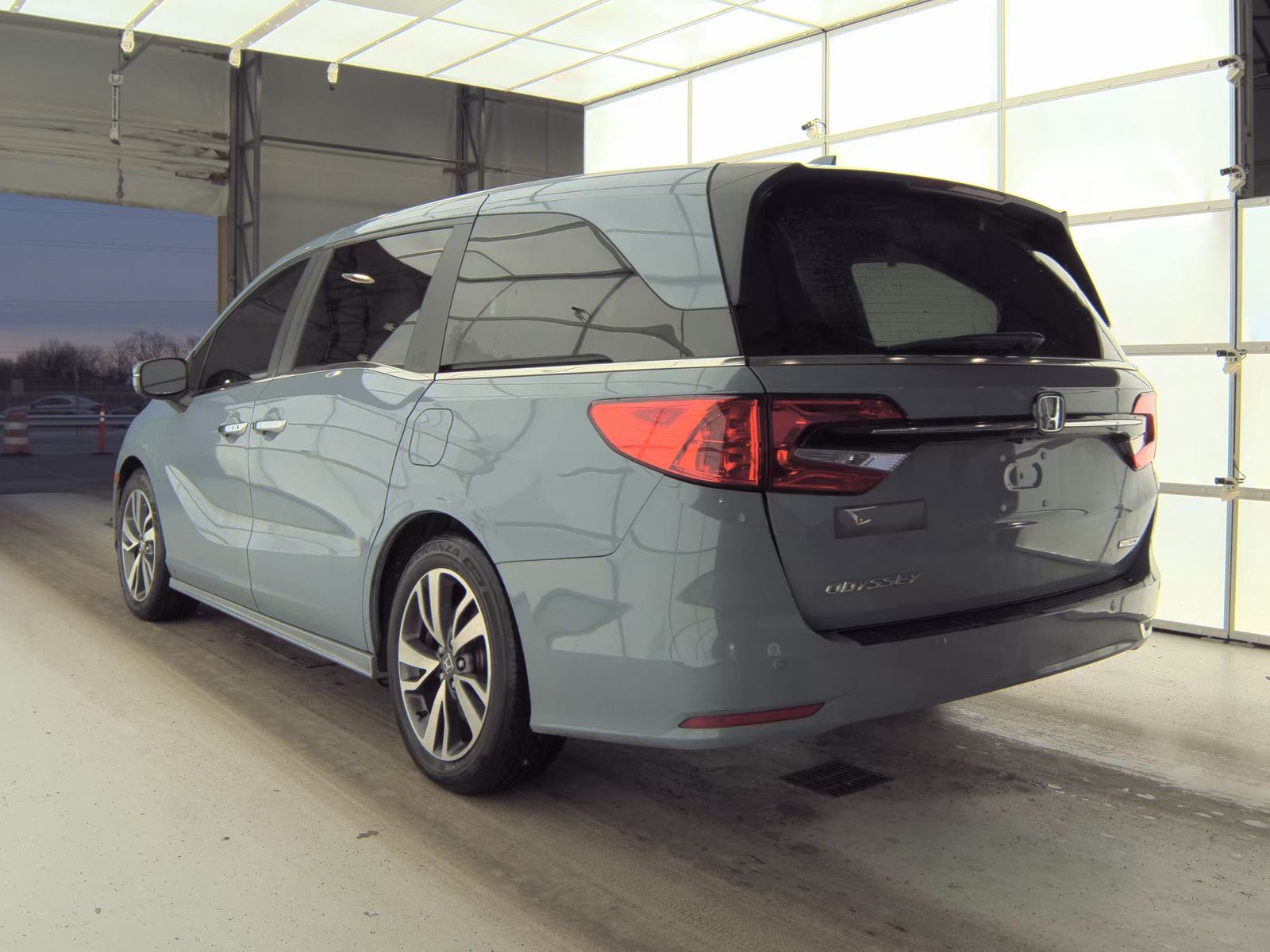 2023 Honda Odyssey Touring FWD