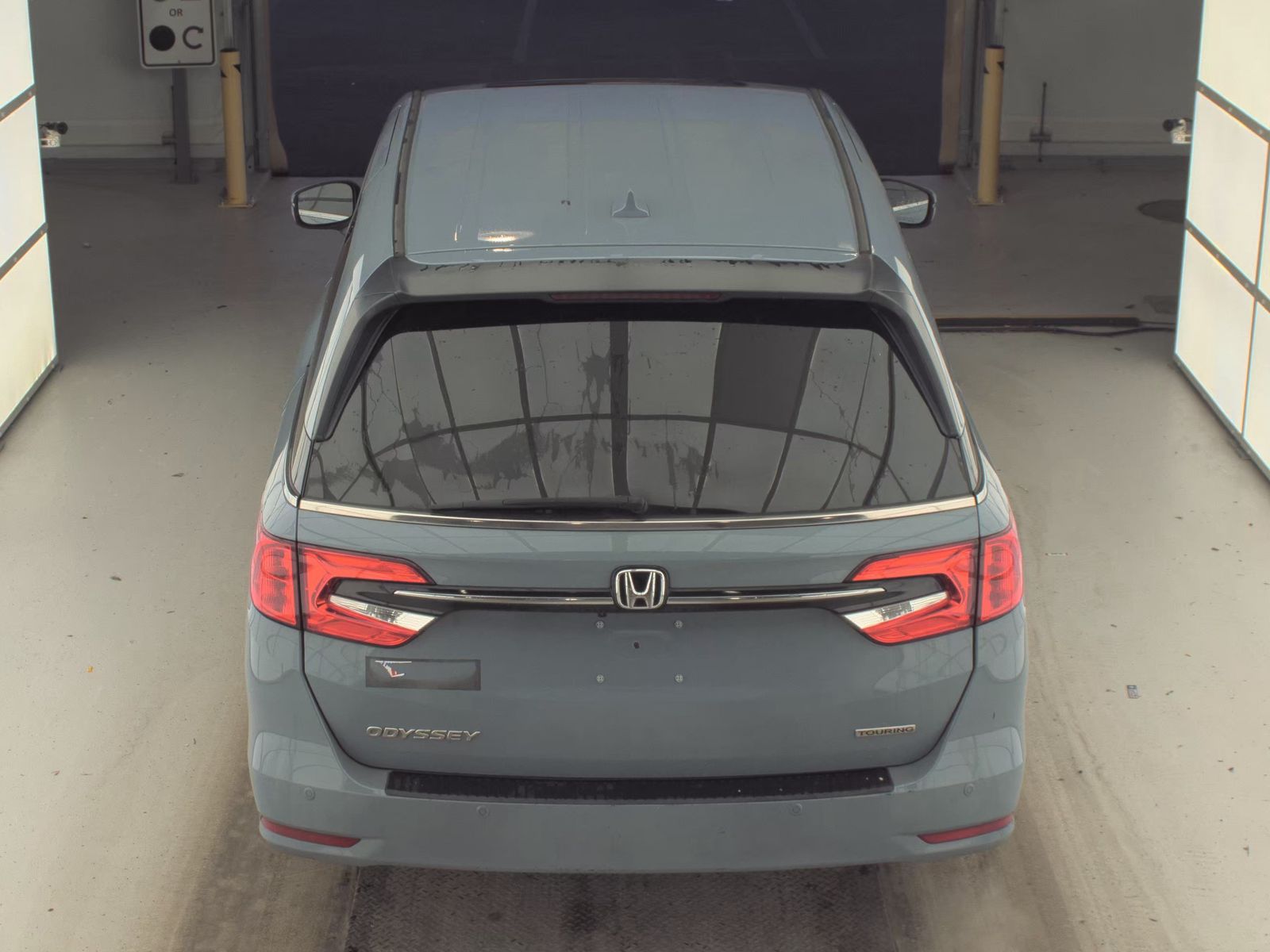 2023 Honda Odyssey Touring FWD