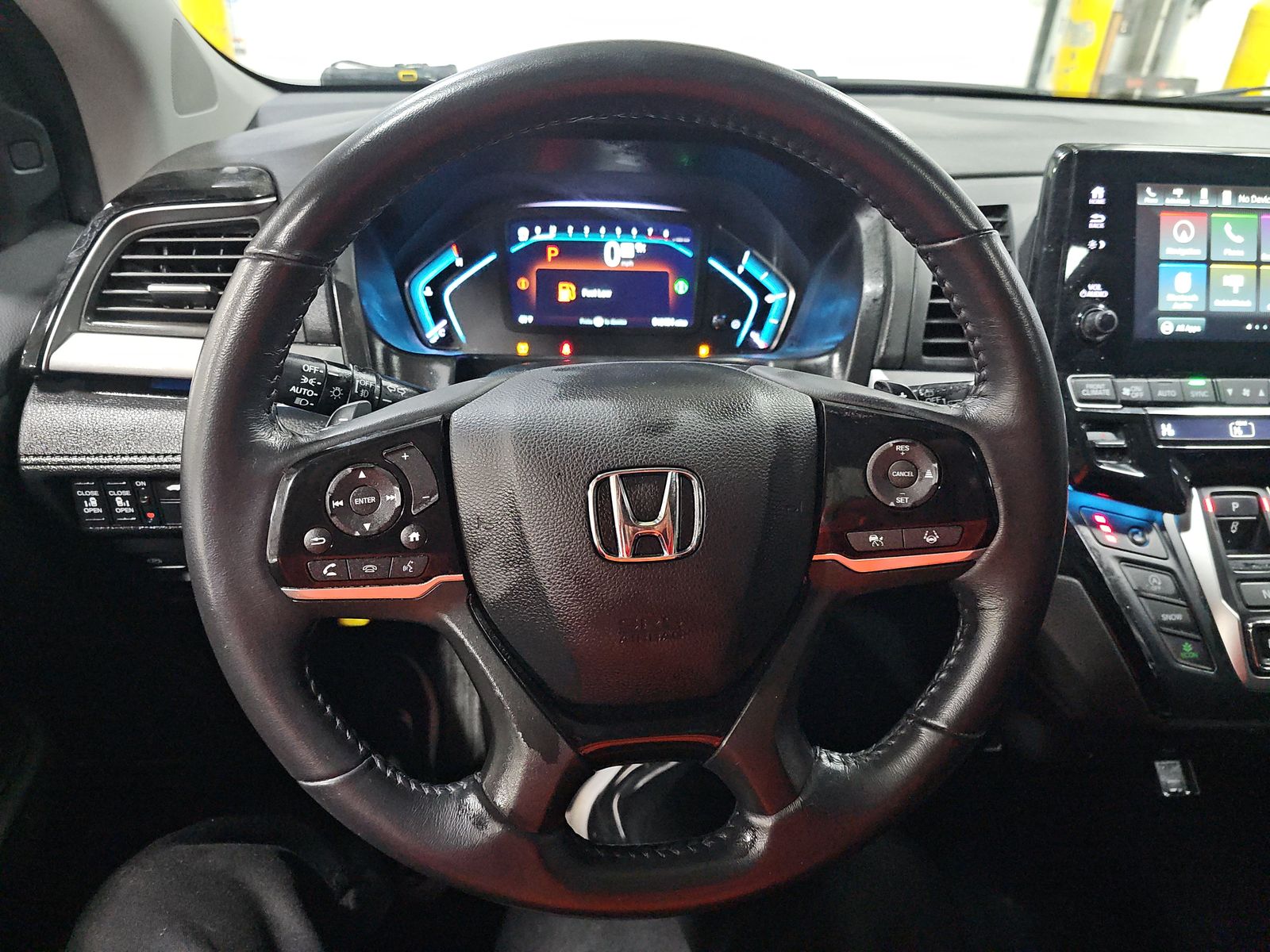 2023 Honda Odyssey Touring FWD