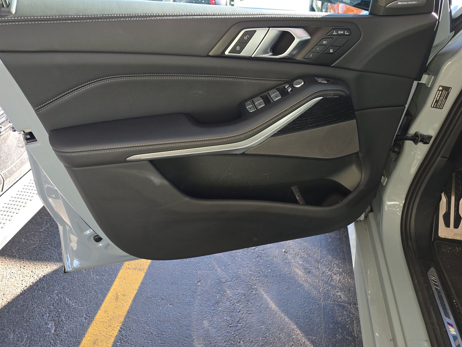 2024 BMW X7 xDrive40i AWD