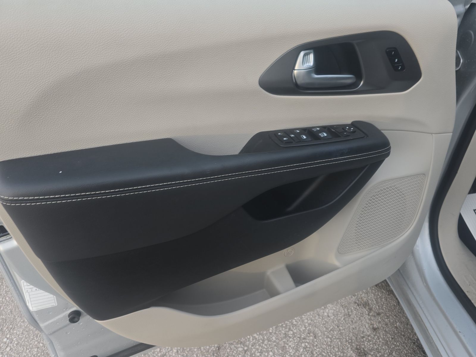 2024 Chrysler Pacifica Touring L FWD