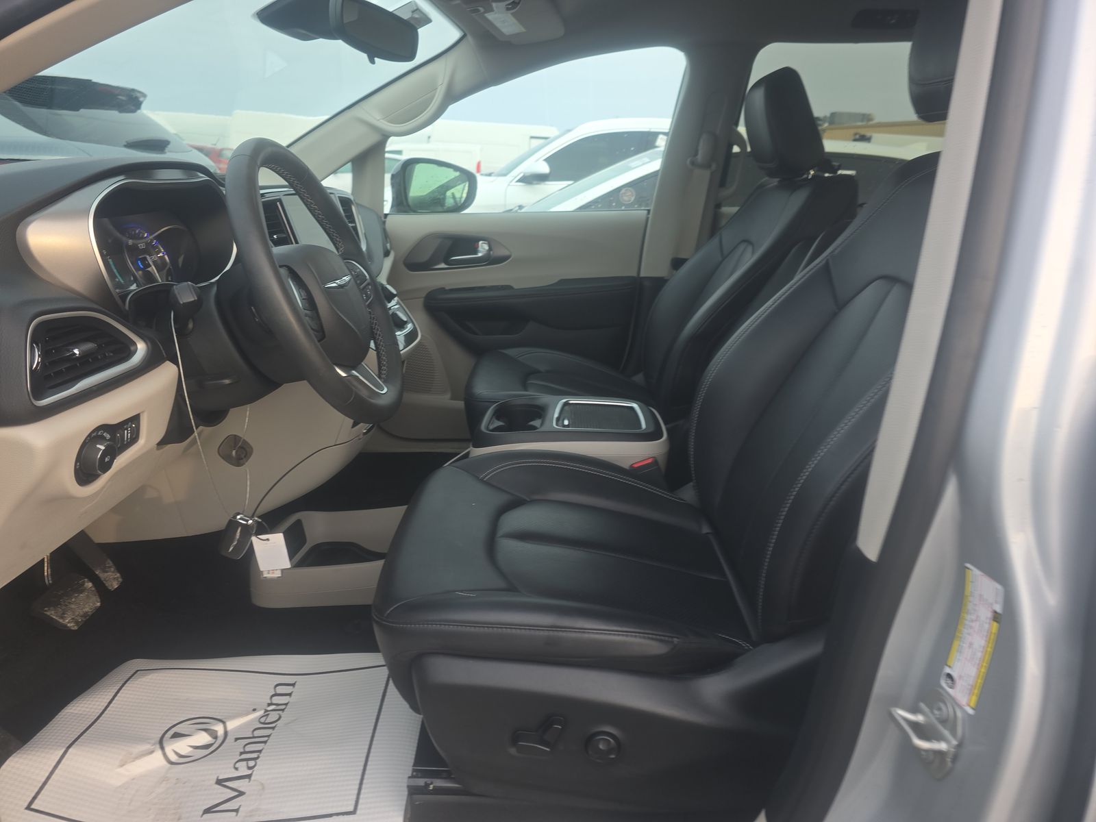 2024 Chrysler Pacifica Touring L FWD