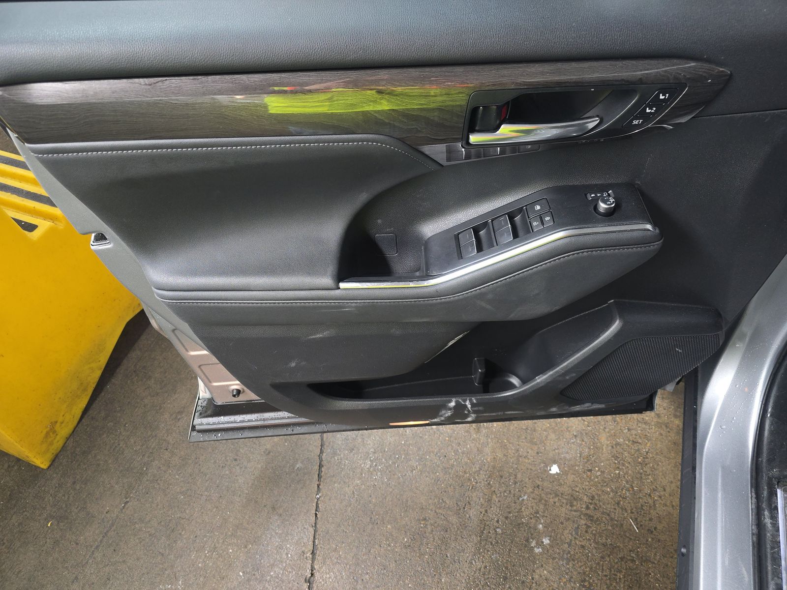 2024 Toyota Highlander Platinum FWD