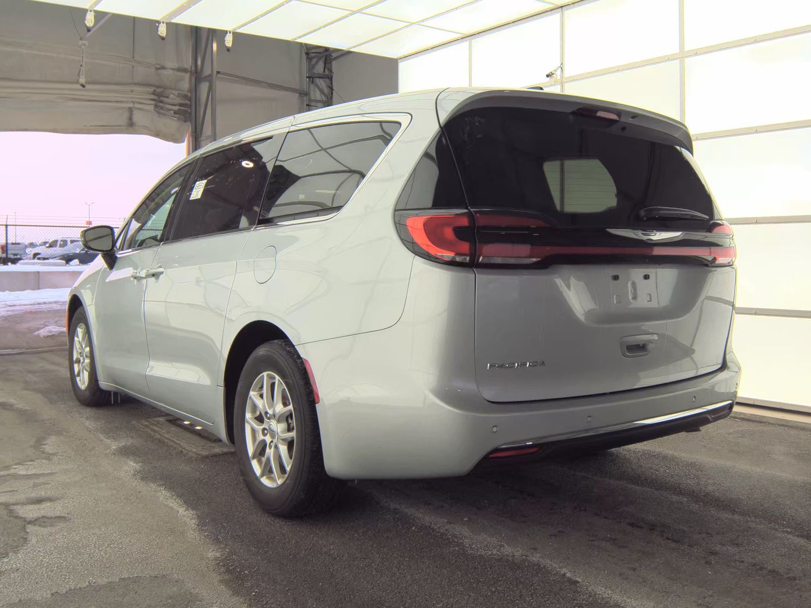 2024 Chrysler Pacifica Touring L FWD