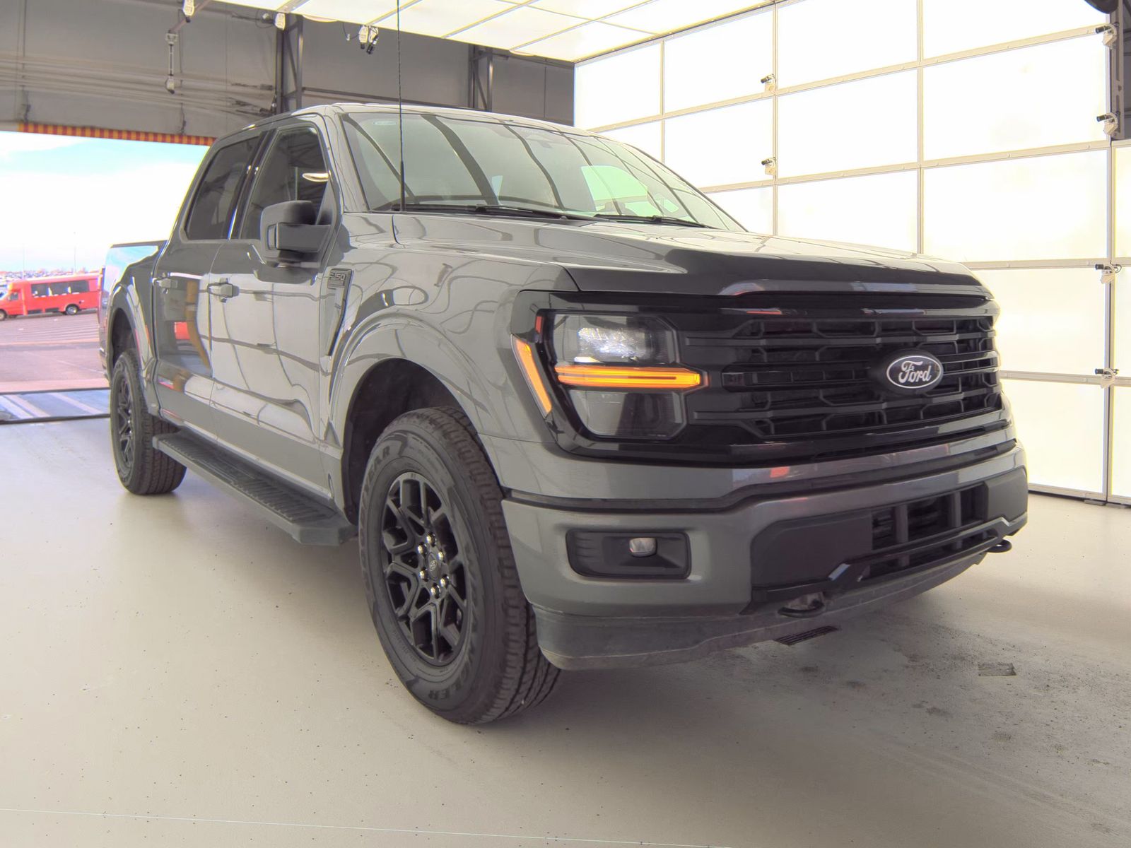2024 Ford F-150 XLT AWD