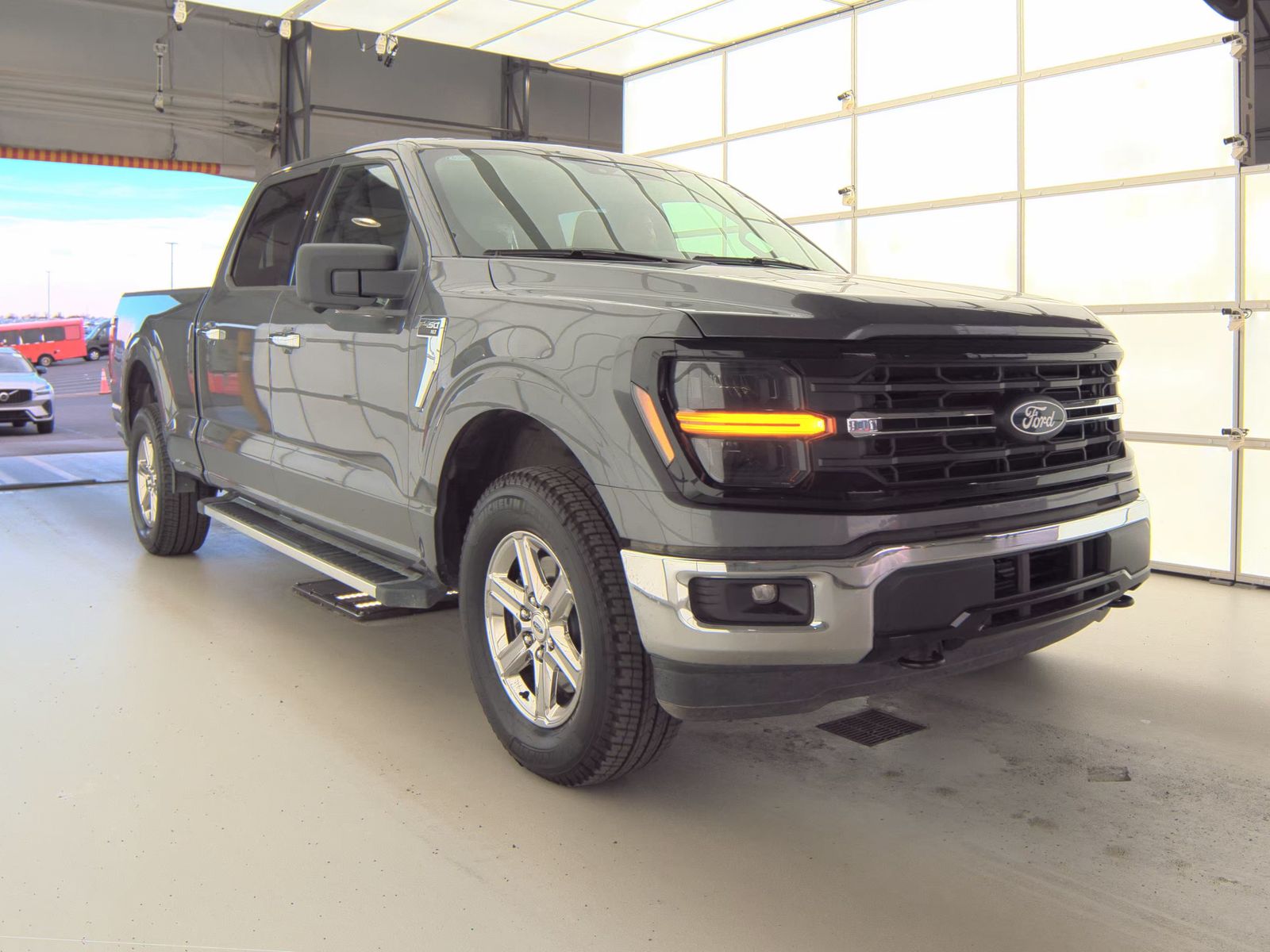 2024 Ford F-150 XLT AWD