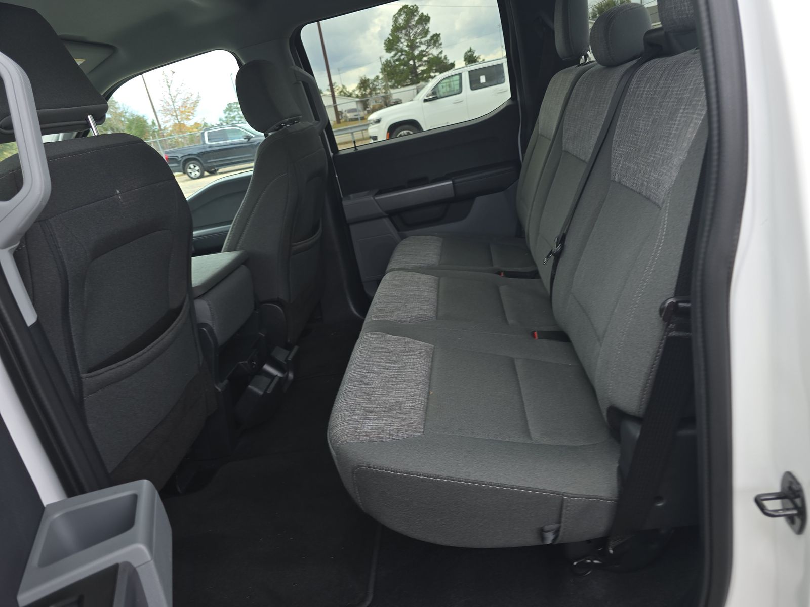 2023 Ford F-150 XLT RWD