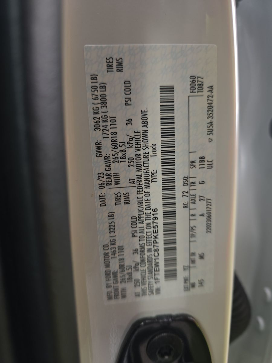 2023 Ford F-150 XLT RWD