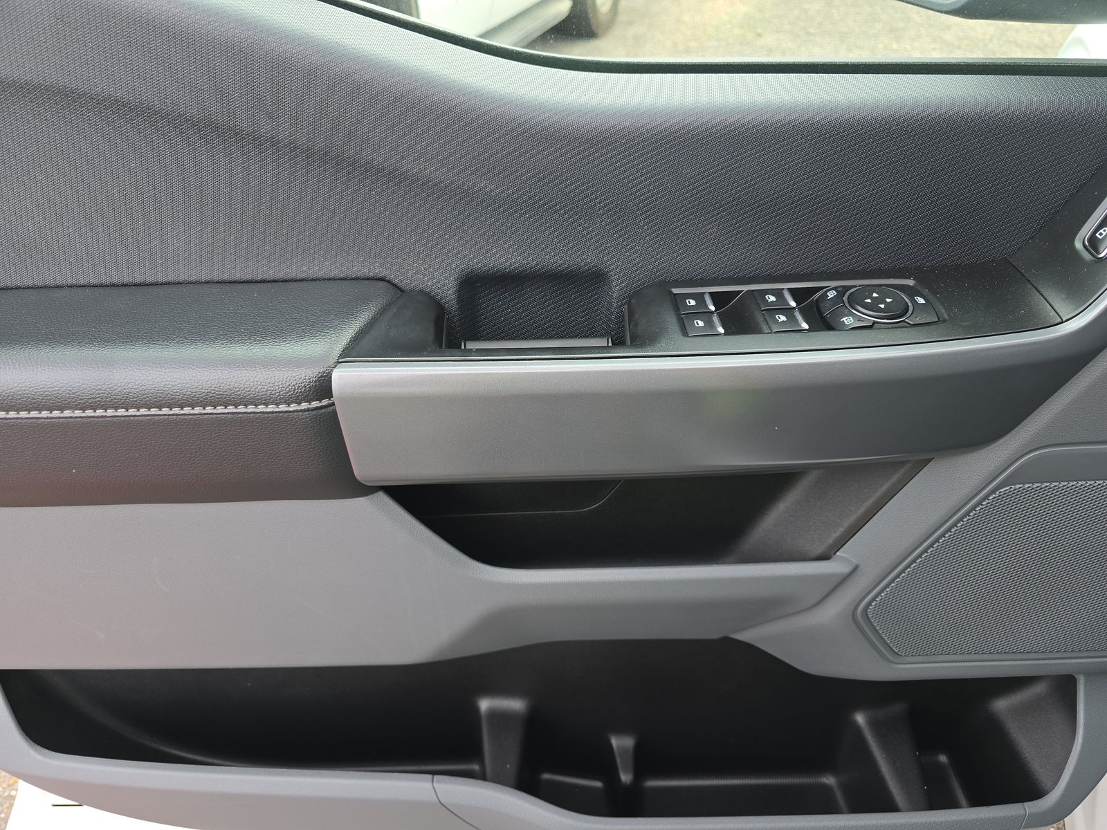 2023 Ford F-150 XLT RWD