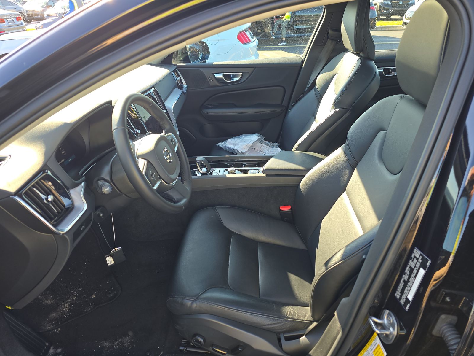 2024 Volvo S60 B5 Core AWD