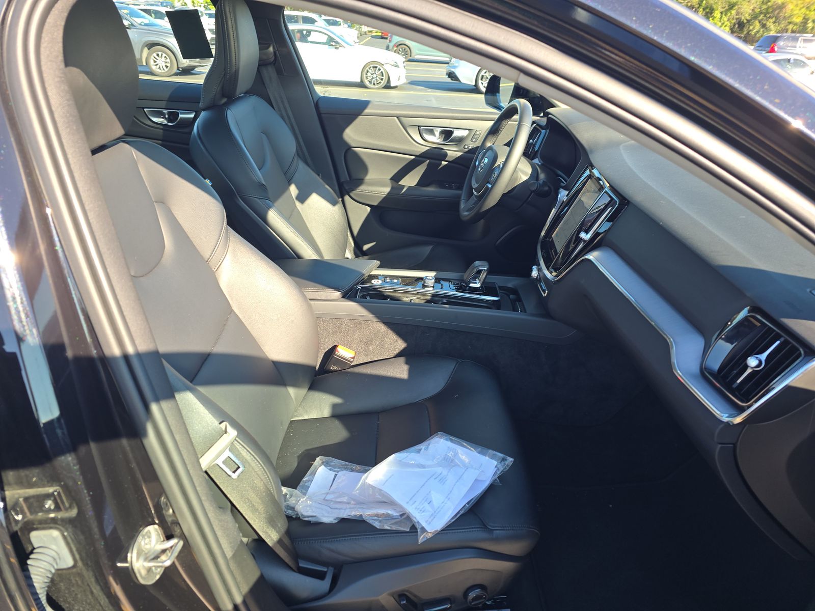 2024 Volvo S60 B5 Core AWD