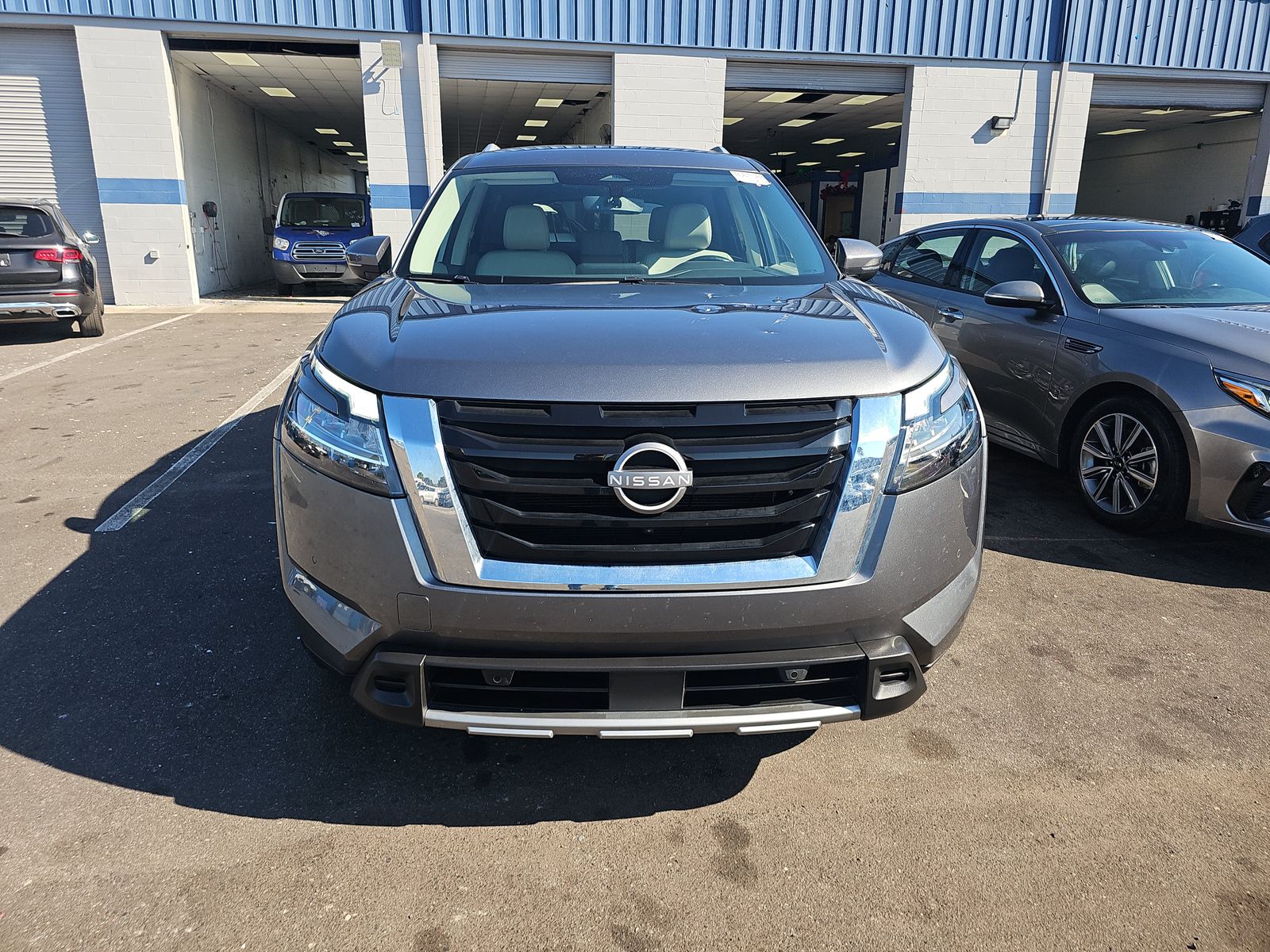 2024 Nissan Pathfinder SL AWD