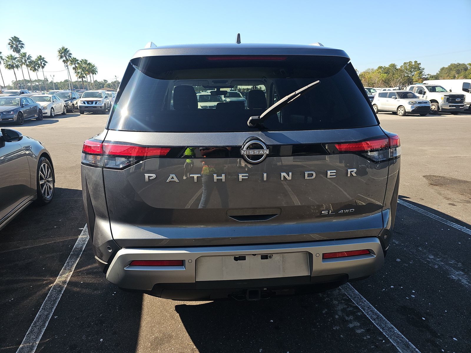 2024 Nissan Pathfinder SL AWD